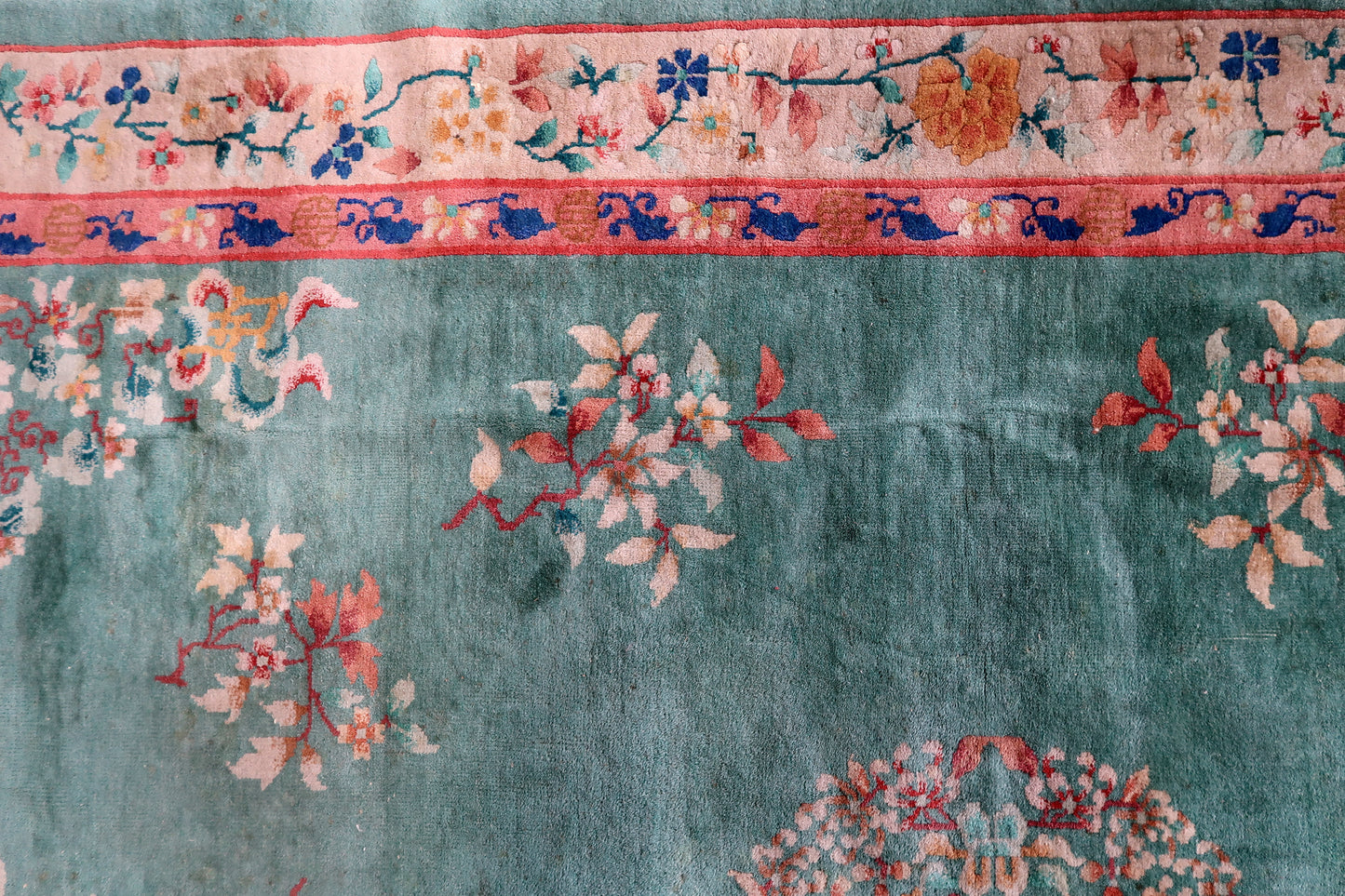 A close look at the rug's fine craftsmanship.