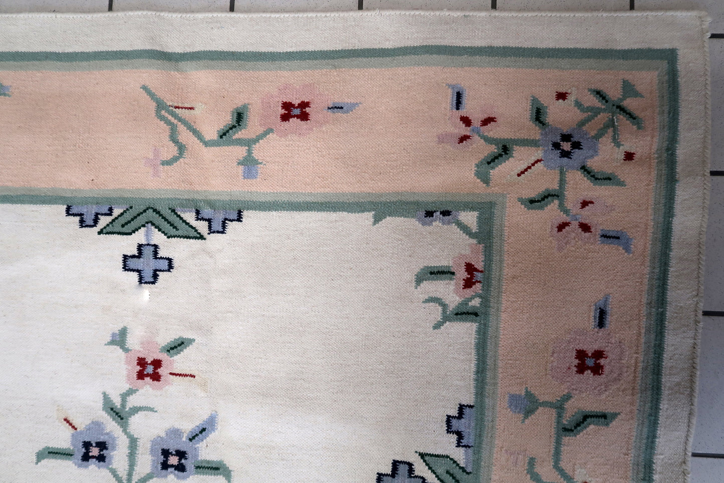 Intricate Dhurri Kilim Pattern