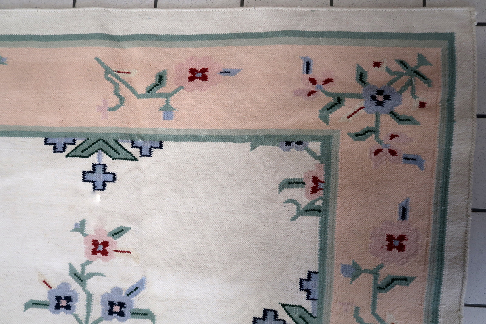 Intricate Dhurri Kilim Pattern