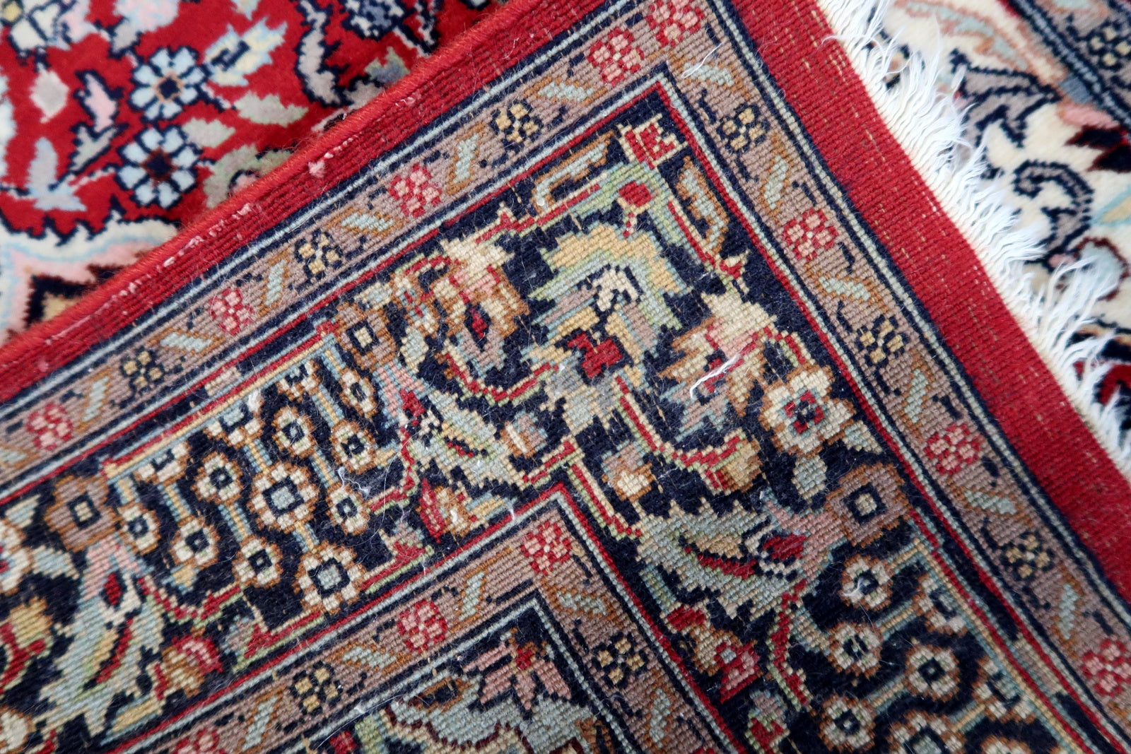 Reverse side of the Handmade Vintage Persian Kashan Runner.