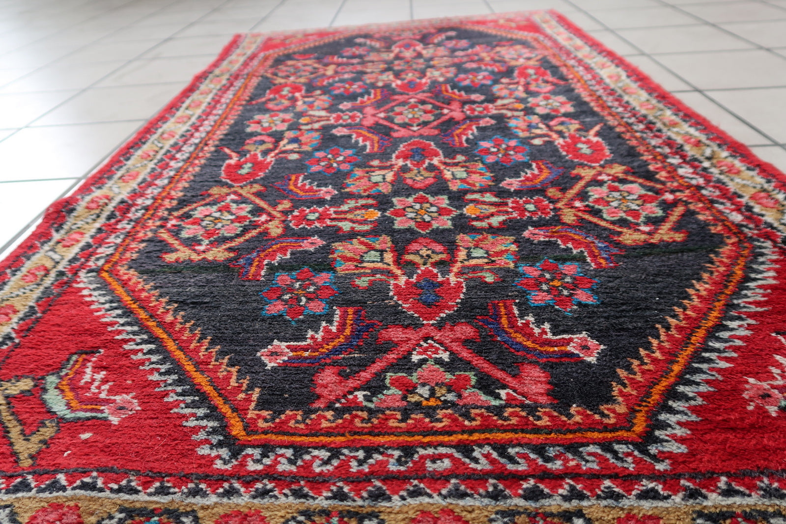 Close-up of size on Handmade Vintage Persian Hamadan Rug - Detailed view showcasing the rug's compact yet impactful size.