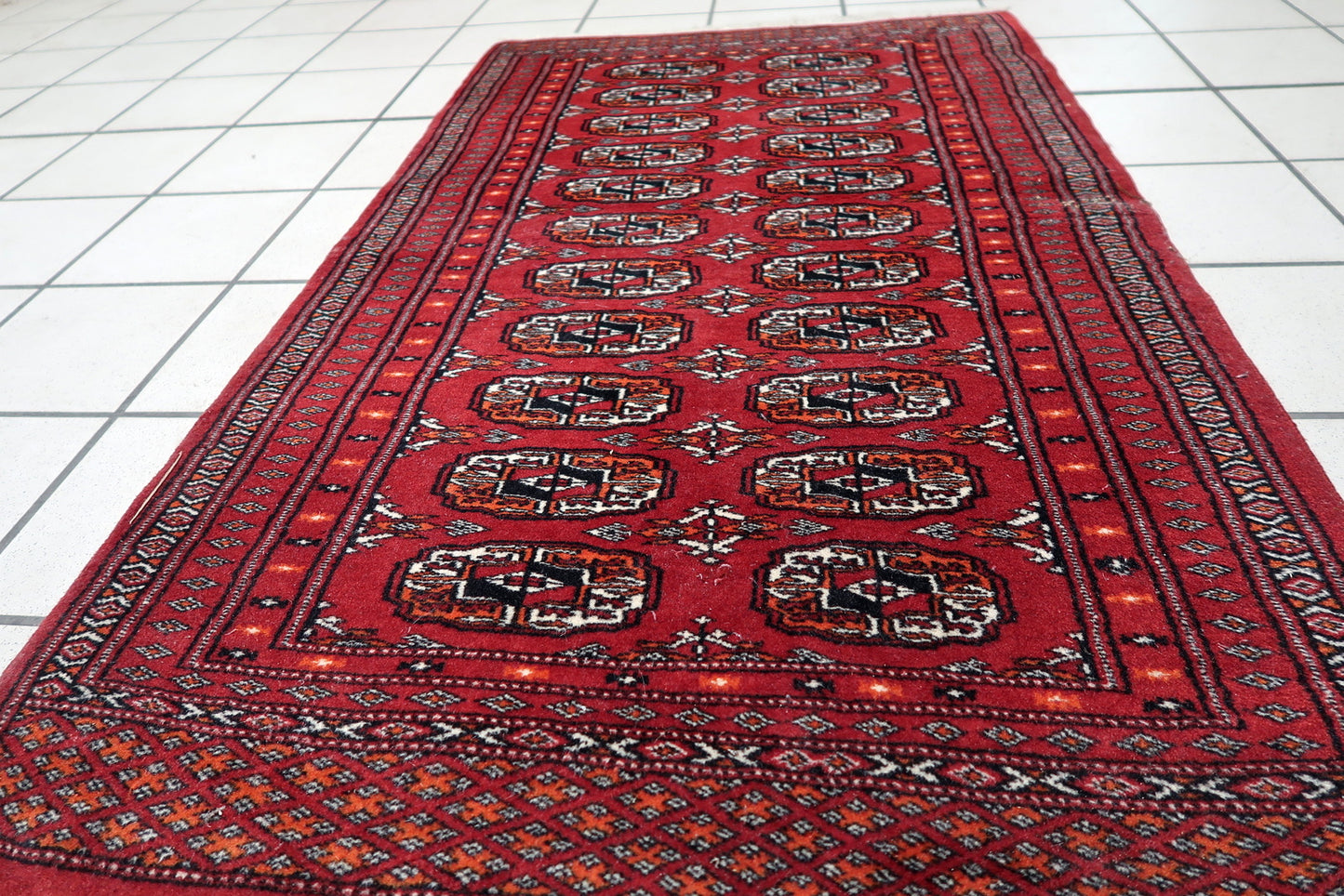 End of the runner showing the completed pattern.

