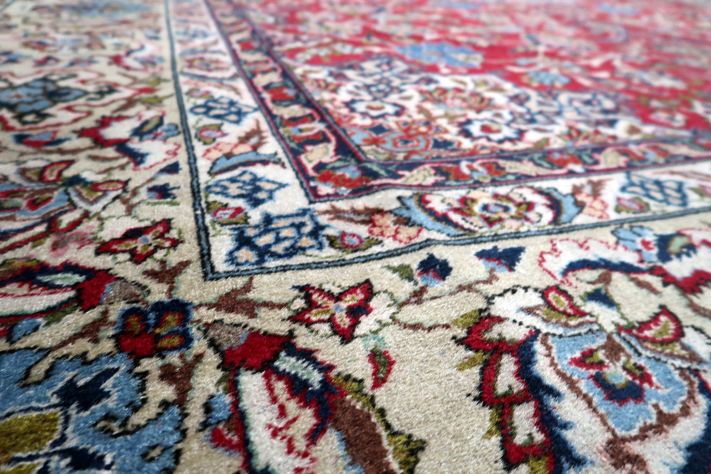 Large antique Persian carpet, 10.1' x 13.3', with all-over botanical pattern and ivory border.

