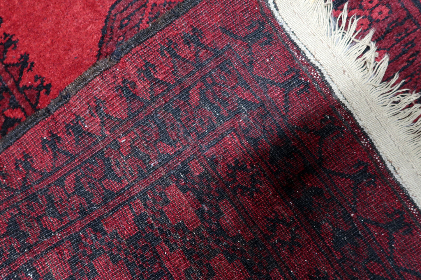 Medium-sized antique Turkmen carpet 118 x 196 cm with robust construction and dramatic geometric simplicity