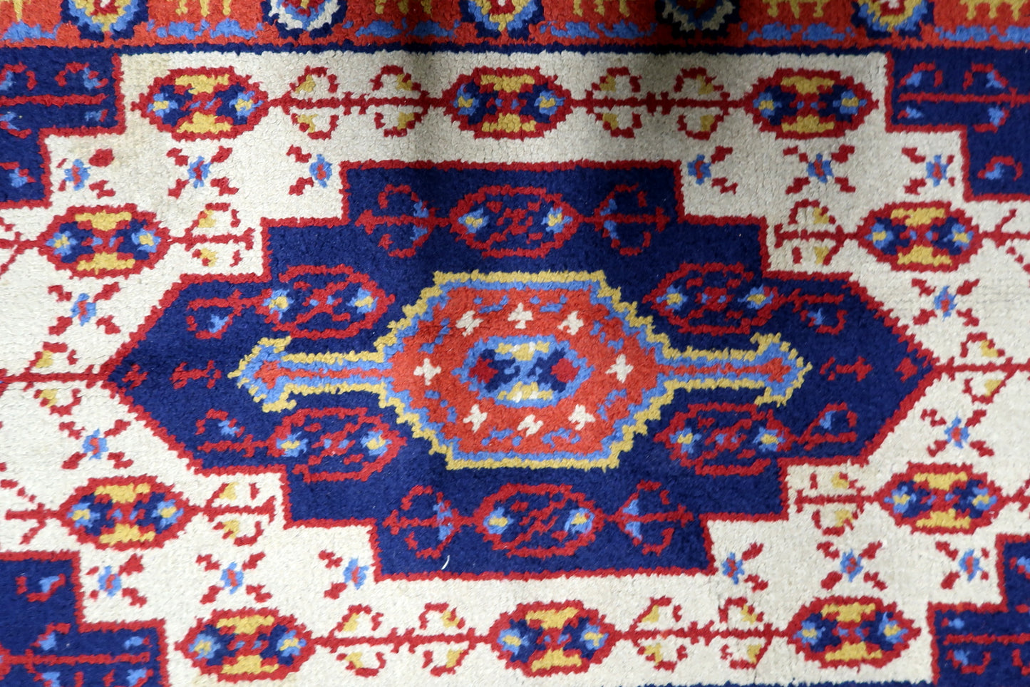 Vintage wool rug France mid-century classic palette good condition
