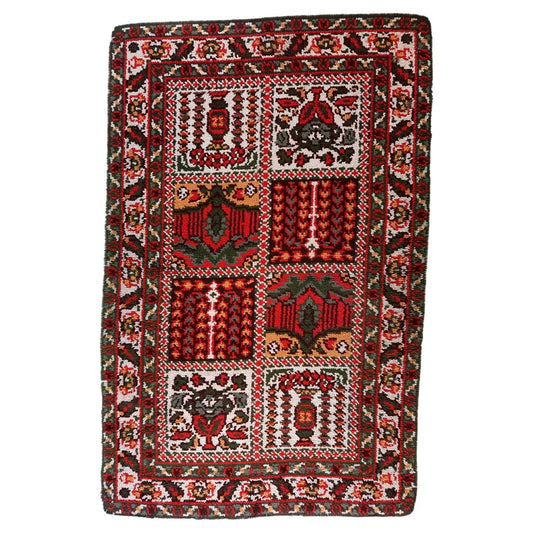 Vintage French Savonnerie style rug 1950s hand-loomed wool 3.10x6.4 ft full view with refined central floral medallion on cream field

