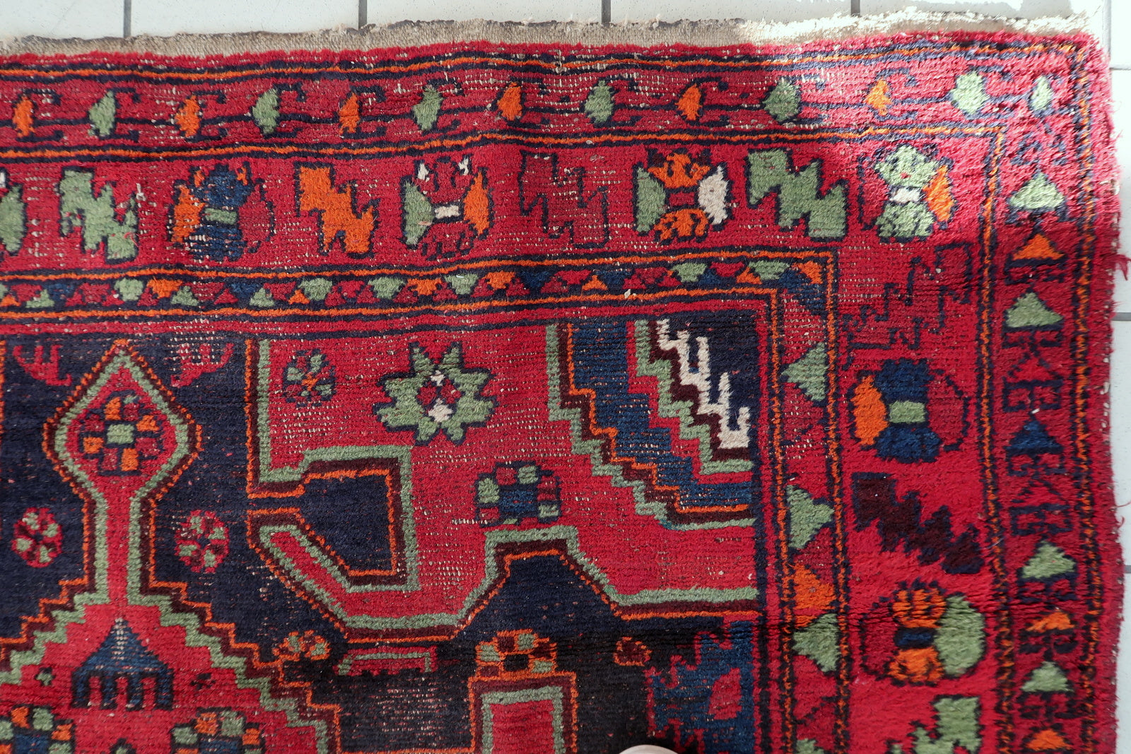 Antique tribal Hamadan rug, Persian wool carpet with traditional geometric motifs