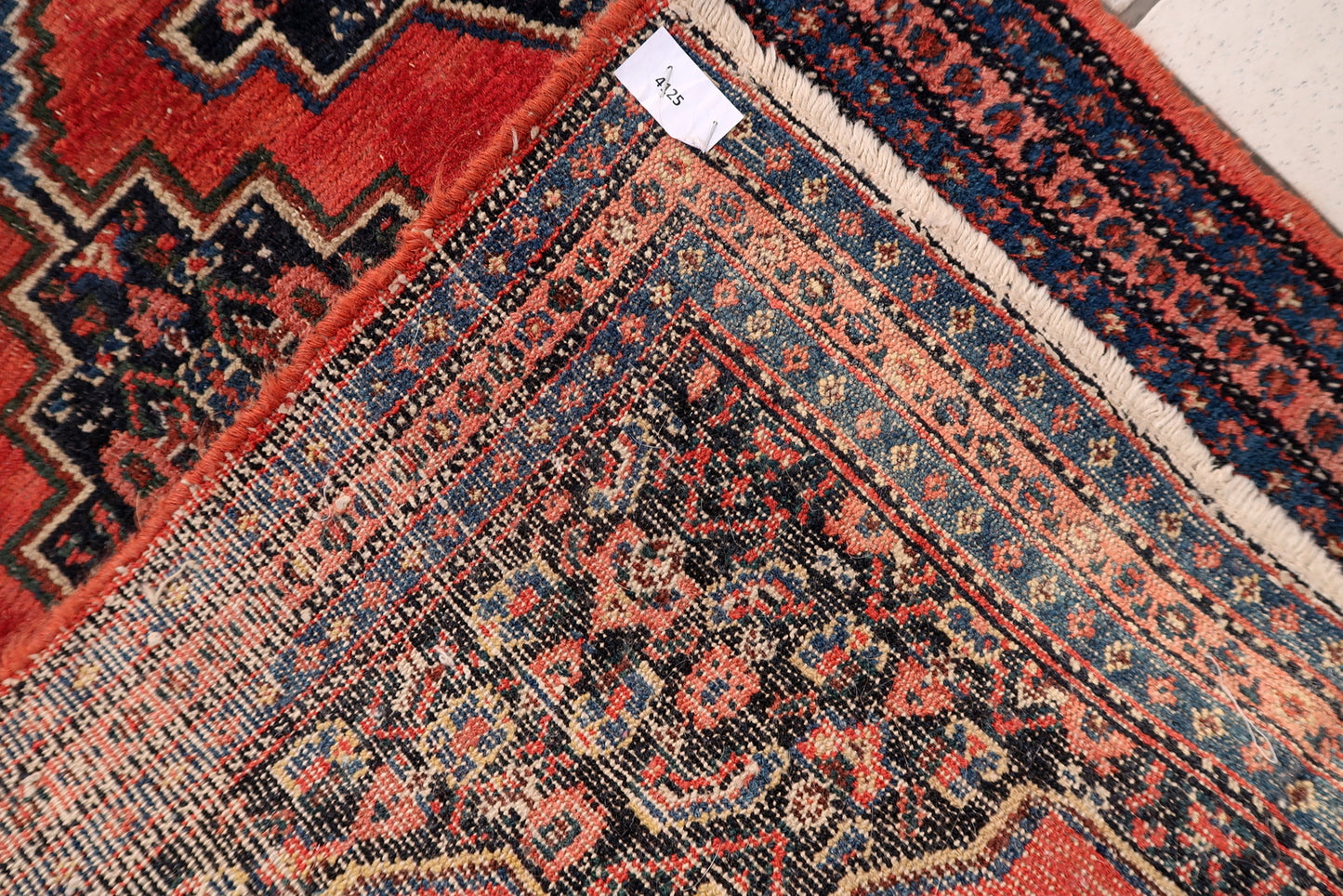 Antique Persian Senneh carpet, fine weave wool with elegant traditional design