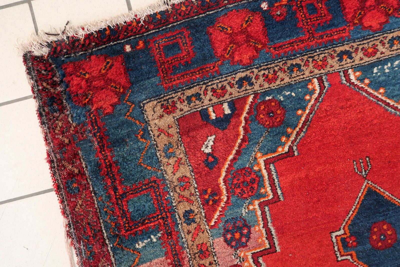 Vintage Persian Malayer rug, wool carpet with repeating Herati style motifs