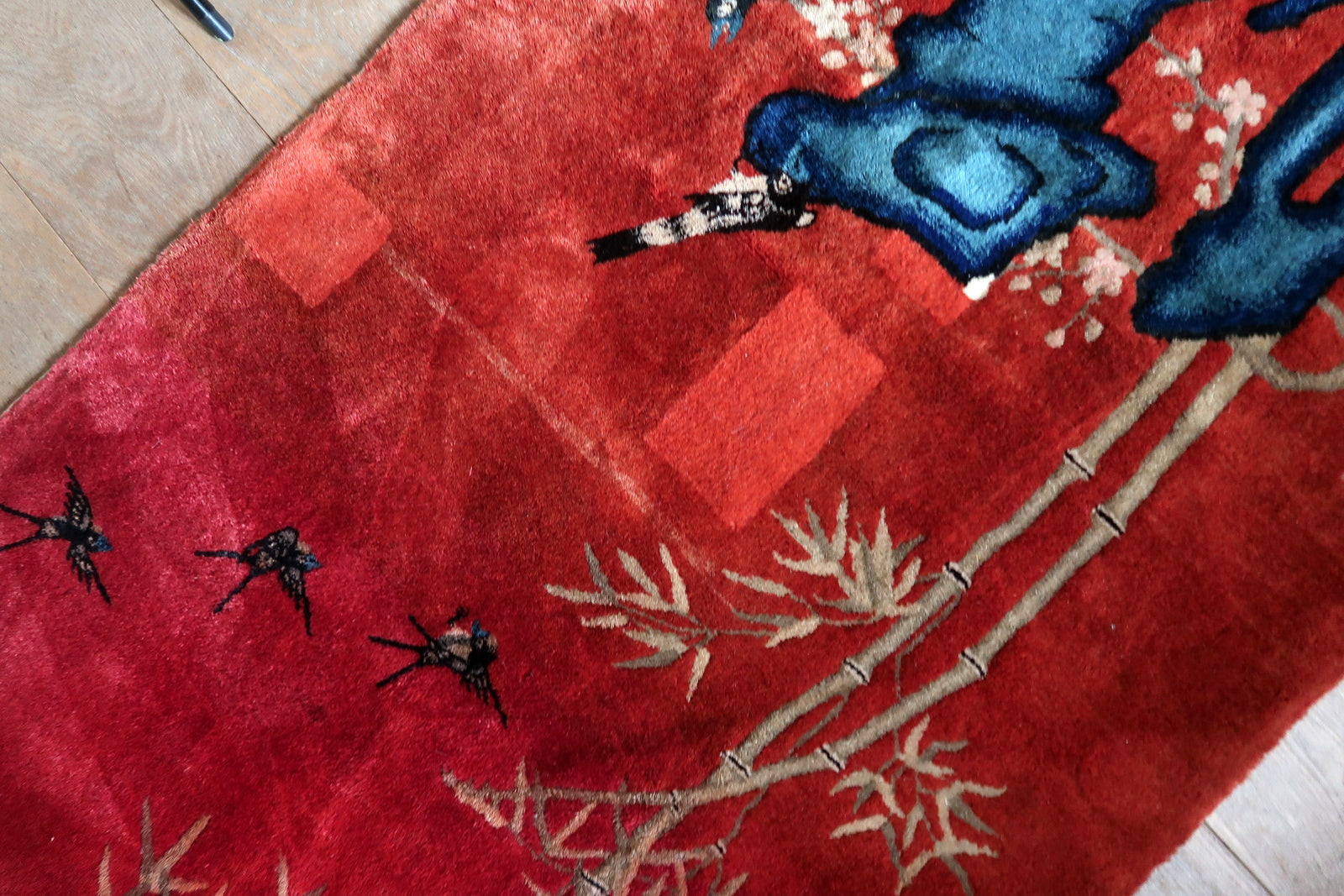 1920s Chinese Art Deco carpet, minimalist layout with strong visual balance