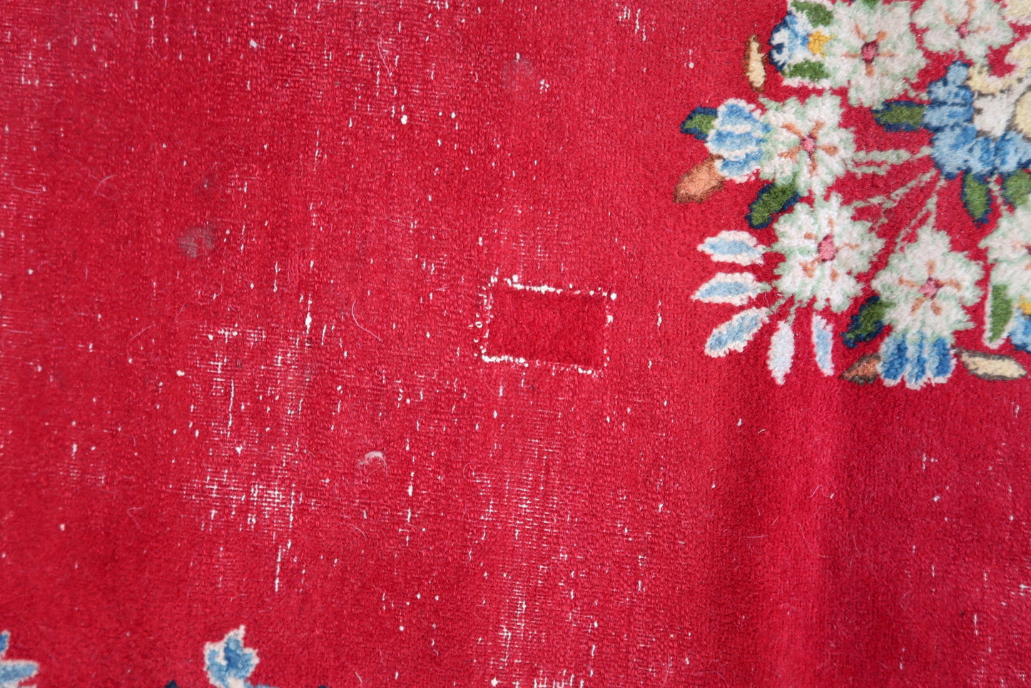 Antique Persian wool rug, refined design with balanced symmetrical layout