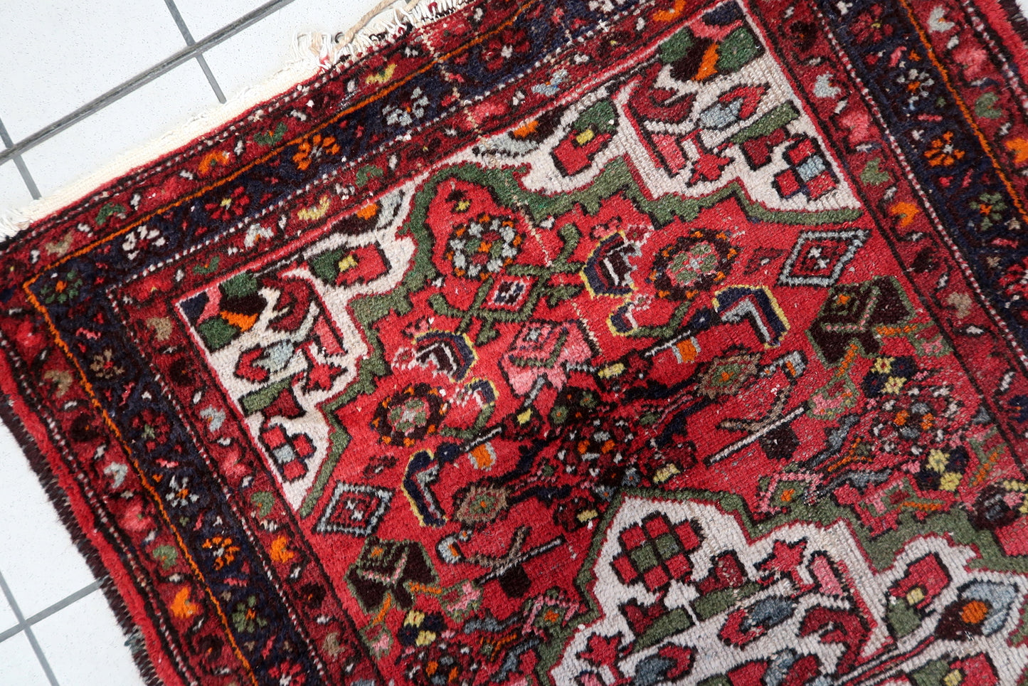 1920s antique Persian Hamadan carpet floral geometric design red ivory blue green wool 3.4x4.8 feet.

