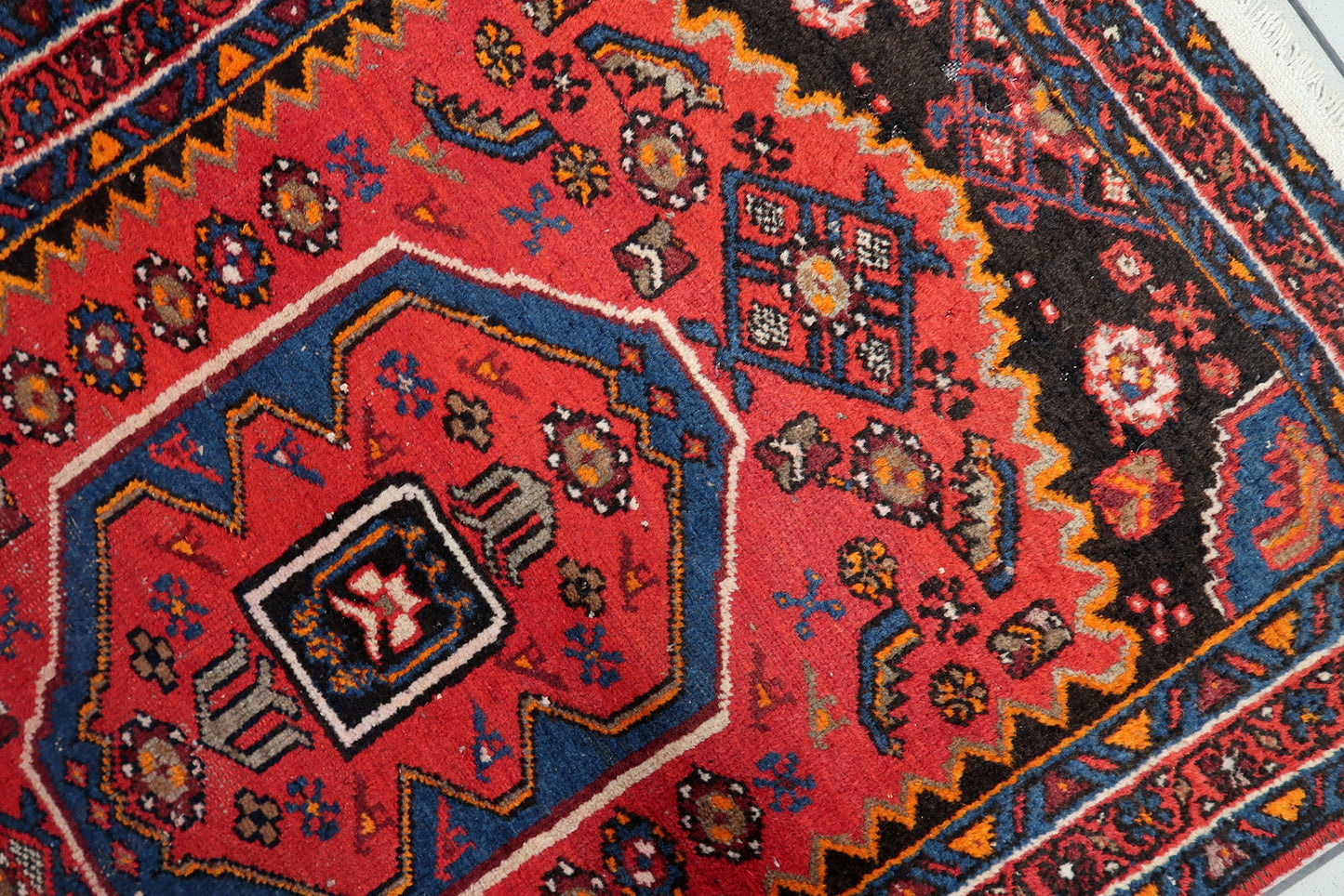Early 20th-century Persian Hamadan carpet from the 1930s, featuring a clear pattern definition, even pile, and vibrant dyes typical of high-quality pre-war craftsmanship.

