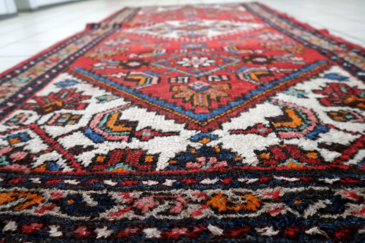 Proportional 3.05 x 6.63 ft dimensions ideal as an entryway runner or accent rug in luxury homes.