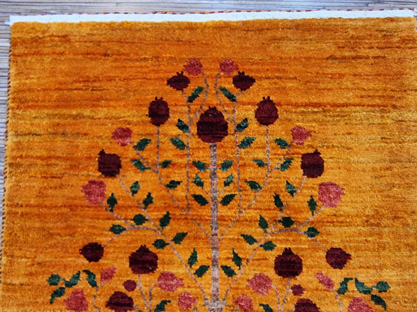 Full view of Persian Gabbeh rug dimensions 92x61 cm
