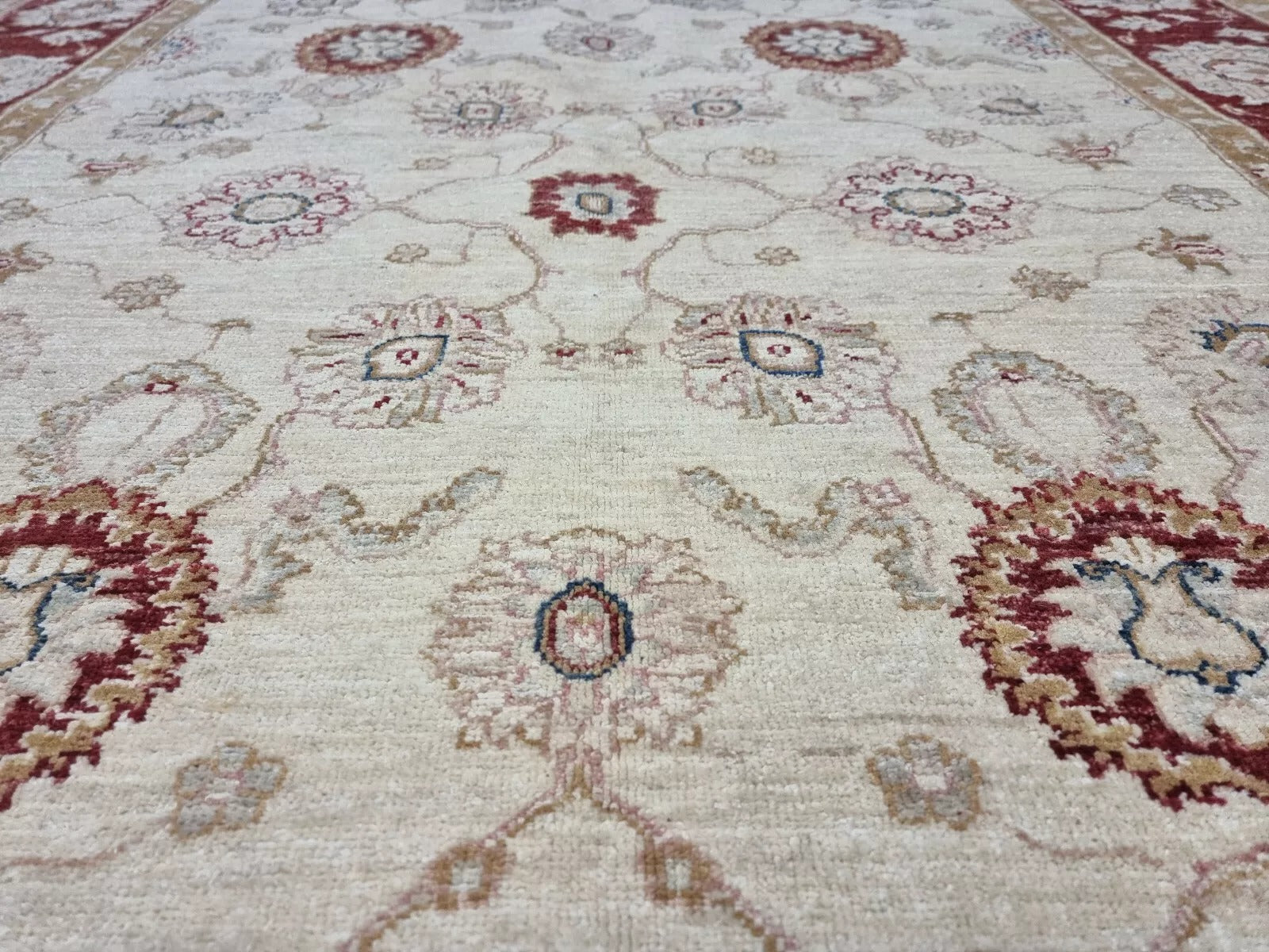 Ziegler rug with floral and geometric patterns
