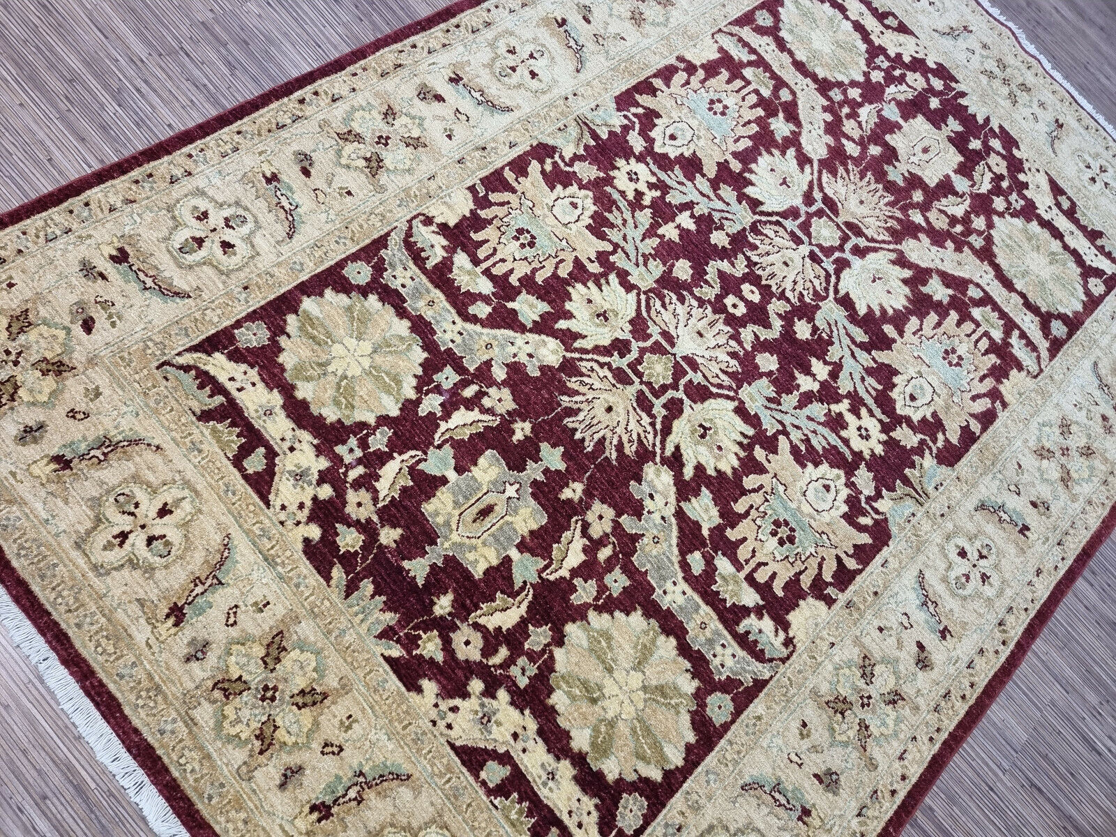 Ziegler style rug in soft neutral colors

