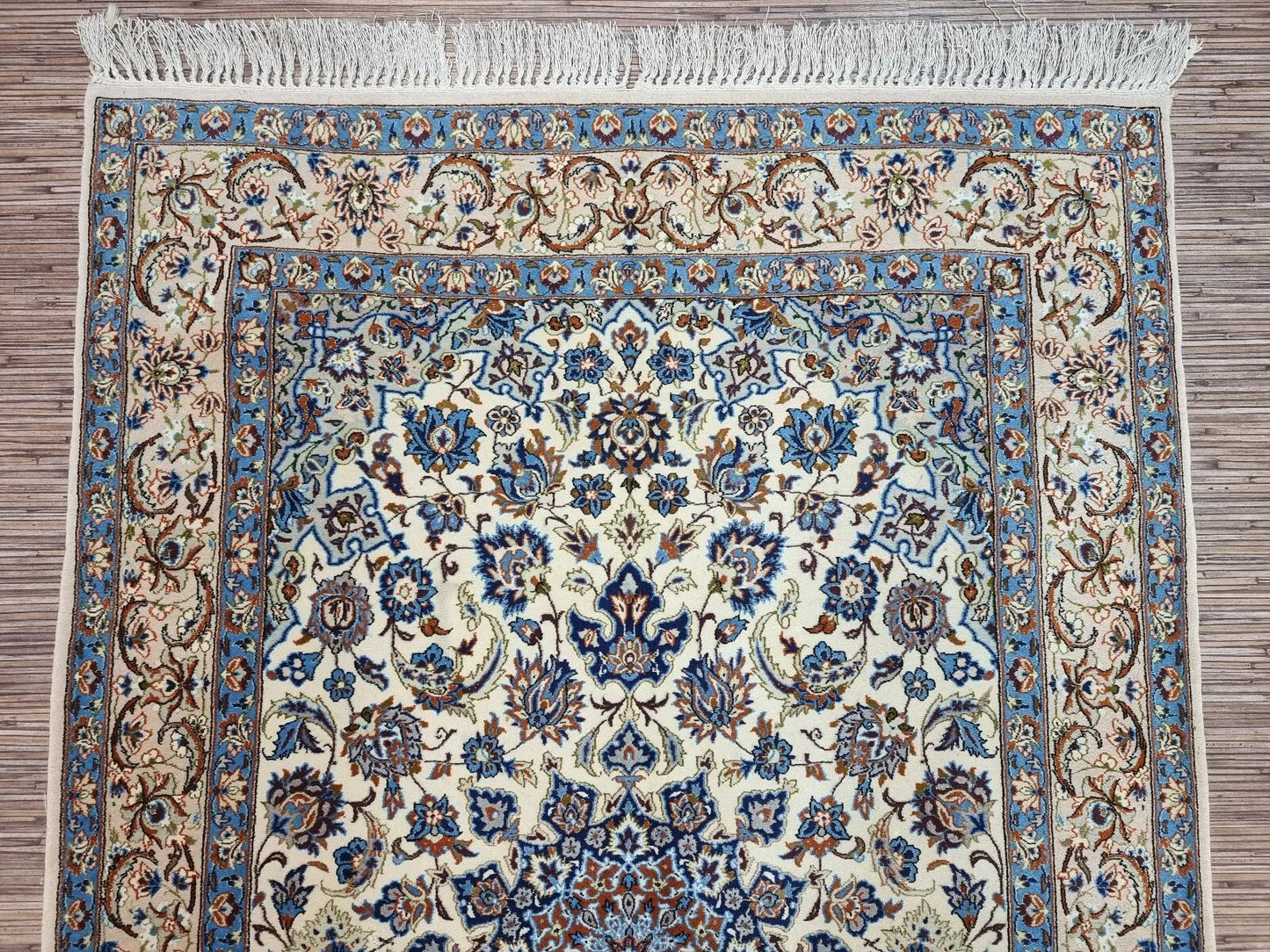 Decorative Persian Isfahan rug from the 1970s, hand-knotted with a silk foundation, ideal for a living room, study, or home office.

