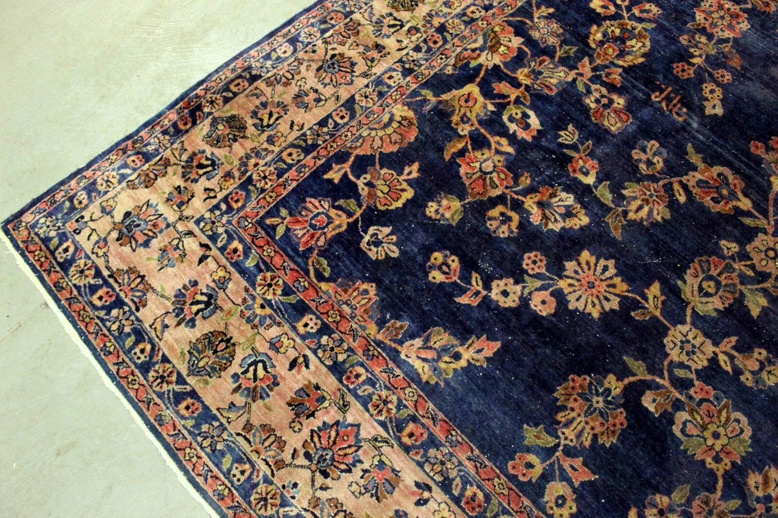 Collector’s Persian Sarouk rug with refined floral arrangements

