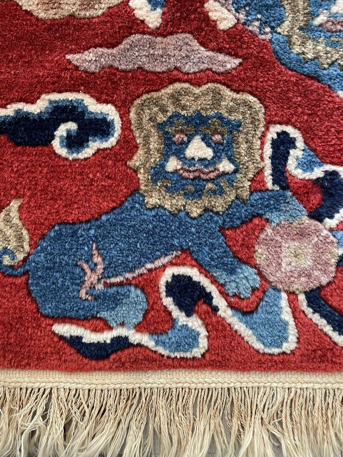 Close-up of durability on Handmade Antique Art Deco Chinese Mat - Detailed view emphasizing the durability of the mat despite its age, a testament to its quality craftsmanship.