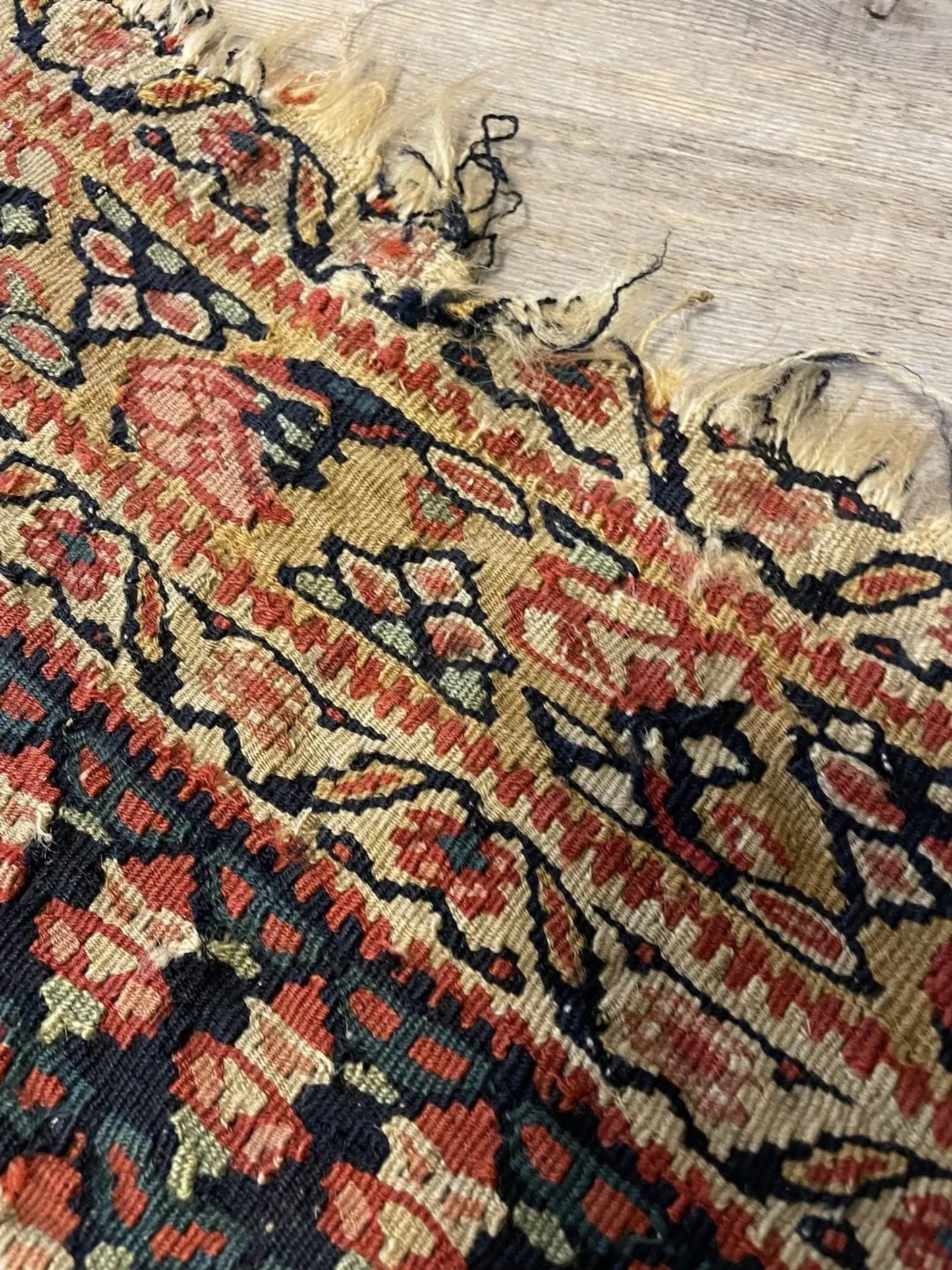Full rug view showing rare medallion composition

