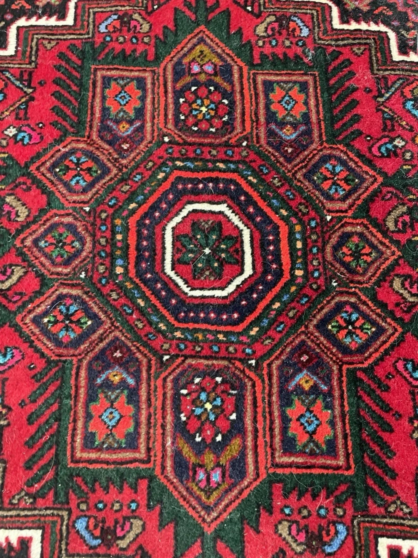 Forest green and cream accents in geometric design

