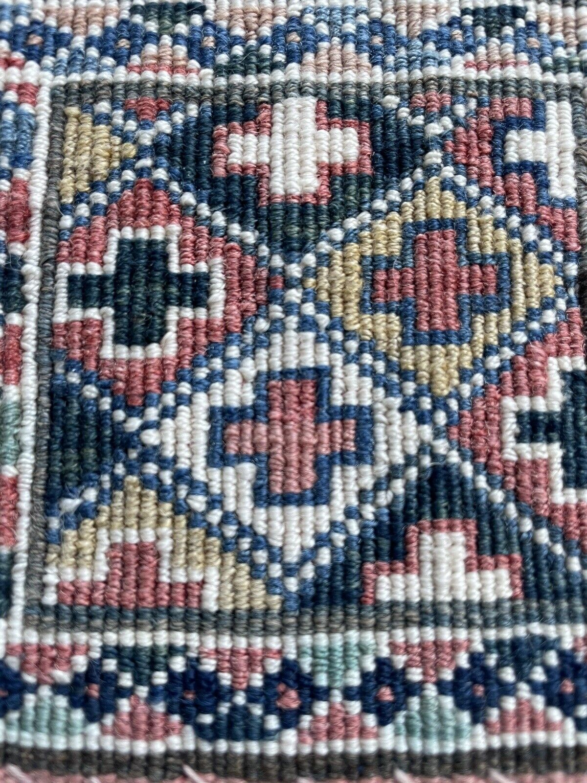 Vintage Persian Gashkai Bag with Traditional Nomadic Designs
