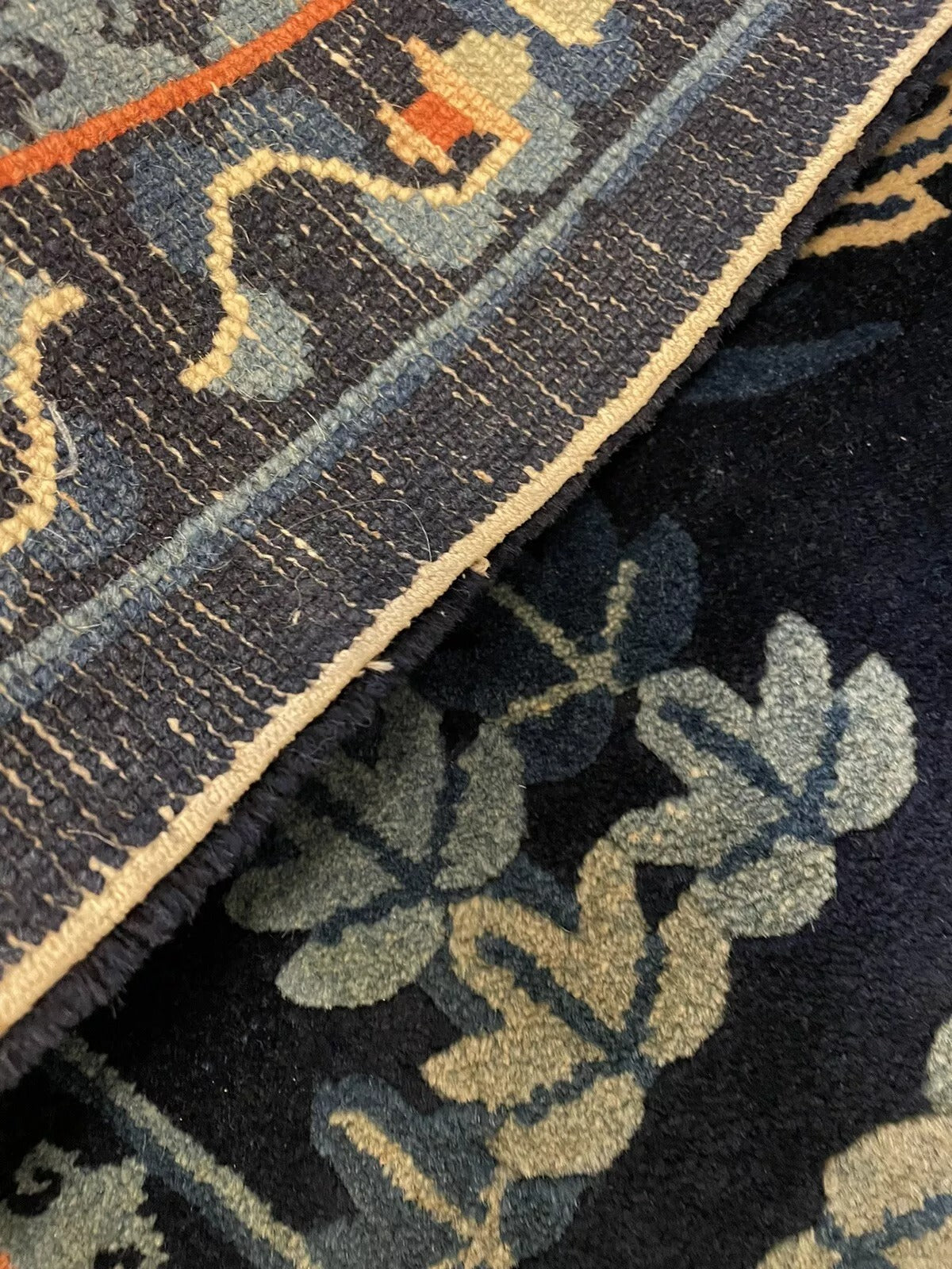 Deep blue vintage Chinese wool rug from the early 1900s
