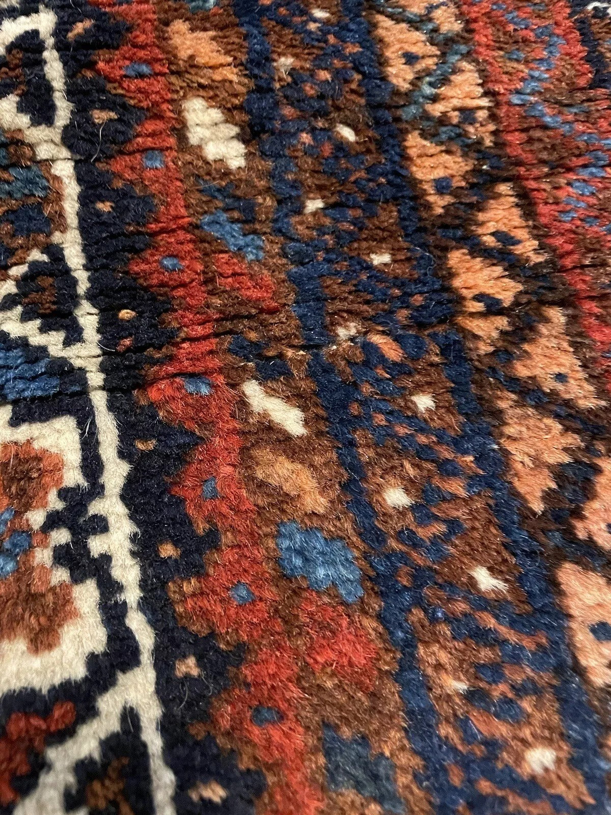 A beautifully preserved antique Persian Shiraz rug
