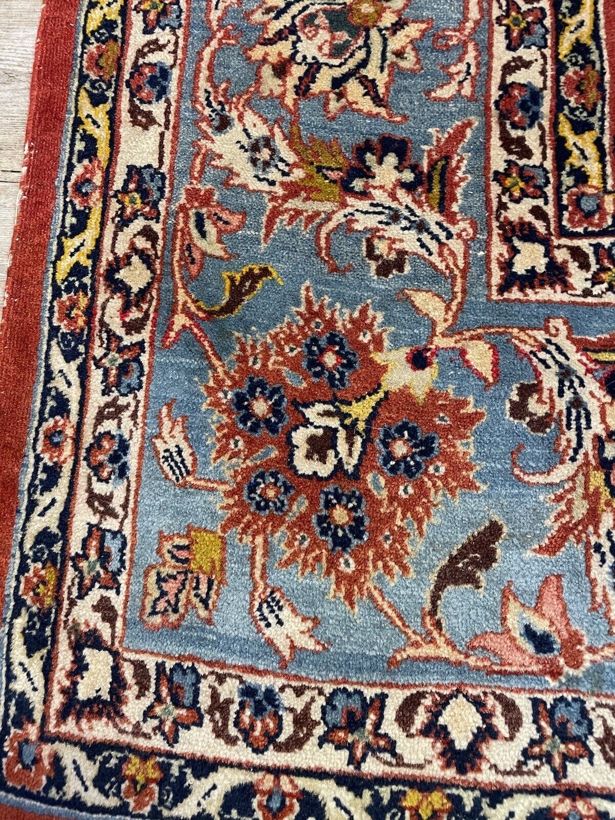 Timeless Persian Kashan rug for traditional interiors
