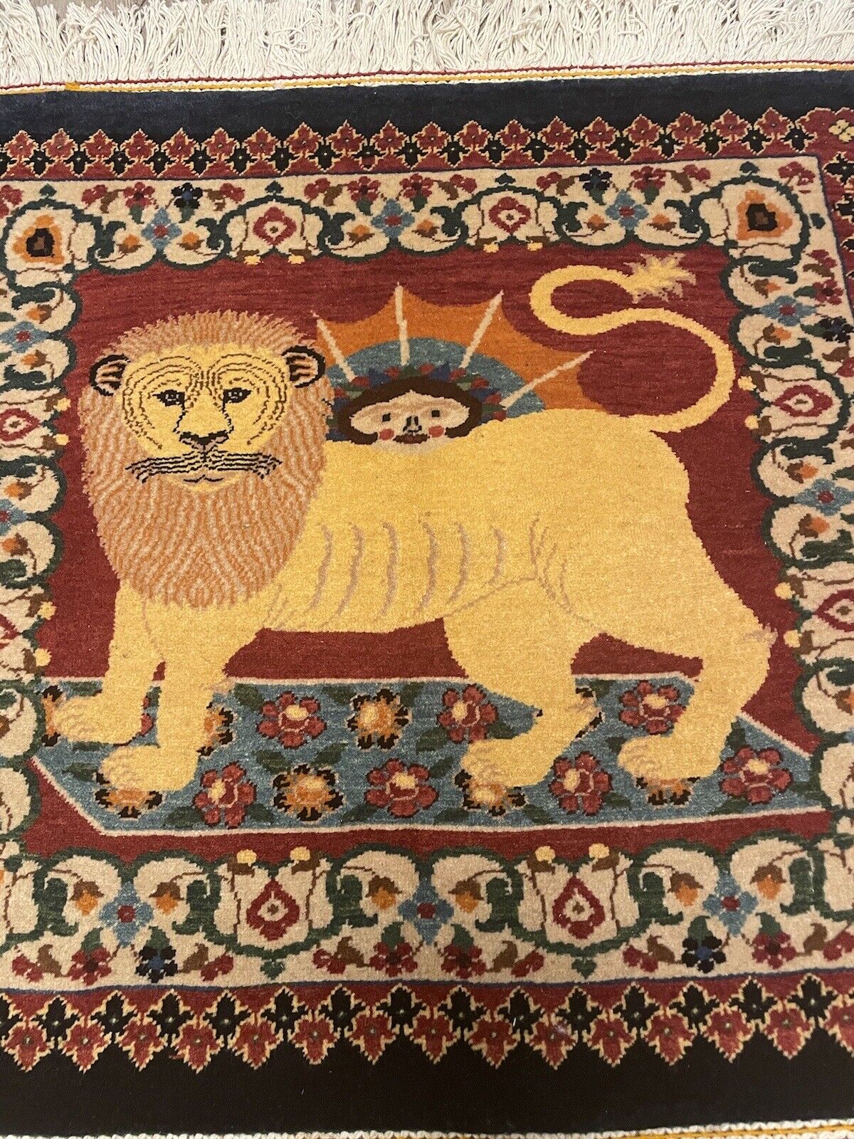Handmade Tabriz wool rug — perfect for classic decor
