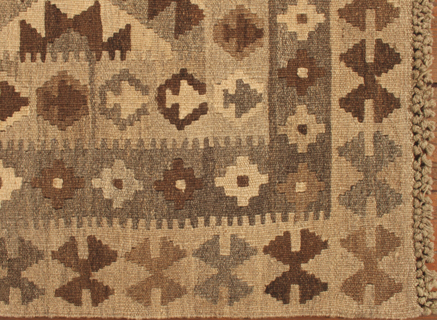 Detailed shot of the wool material used in the Handmade Vintage Afghan Flatweave Kilim