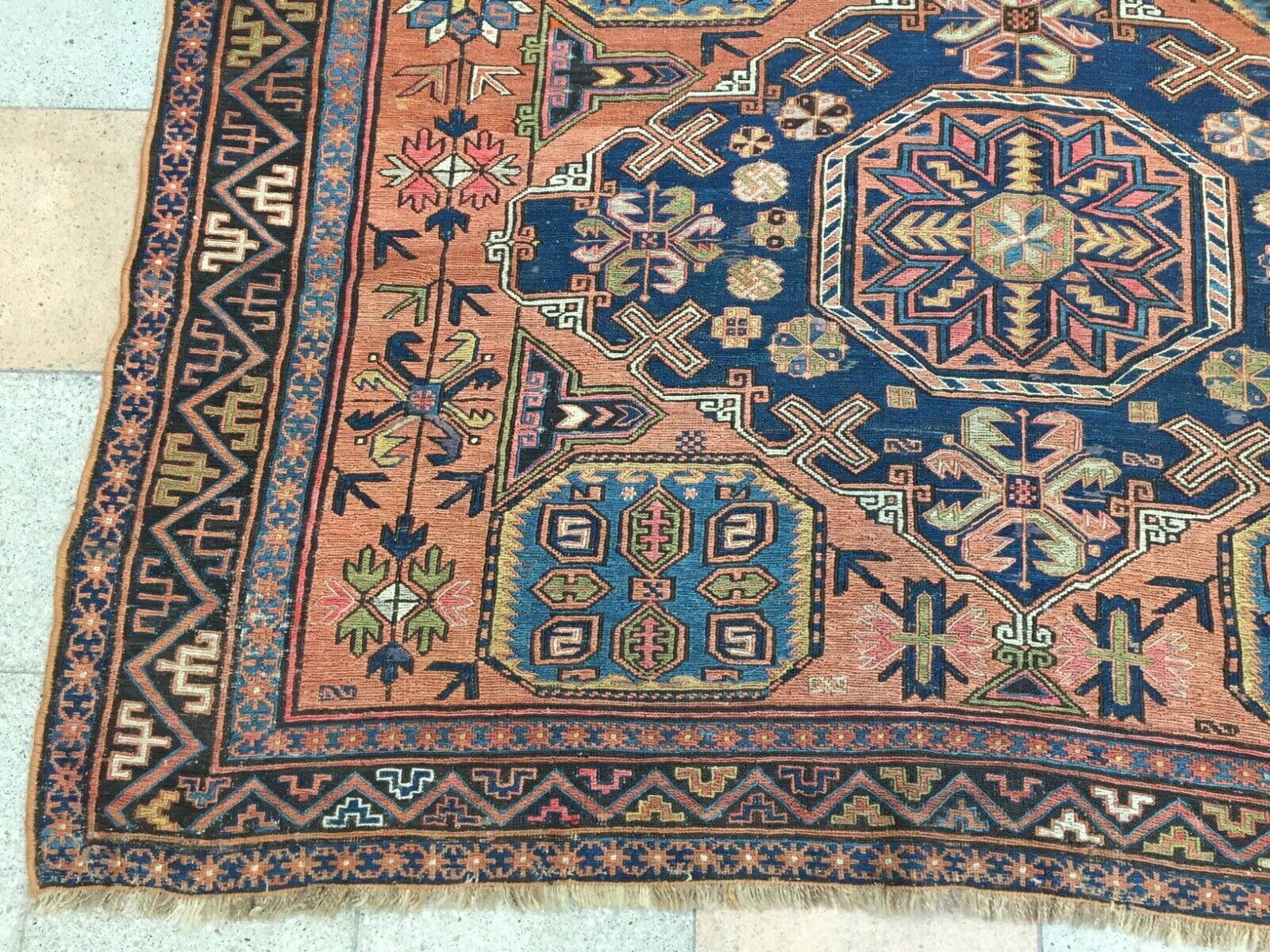 Close-up of the central pattern showcasing the intricate geometric and floral designs
