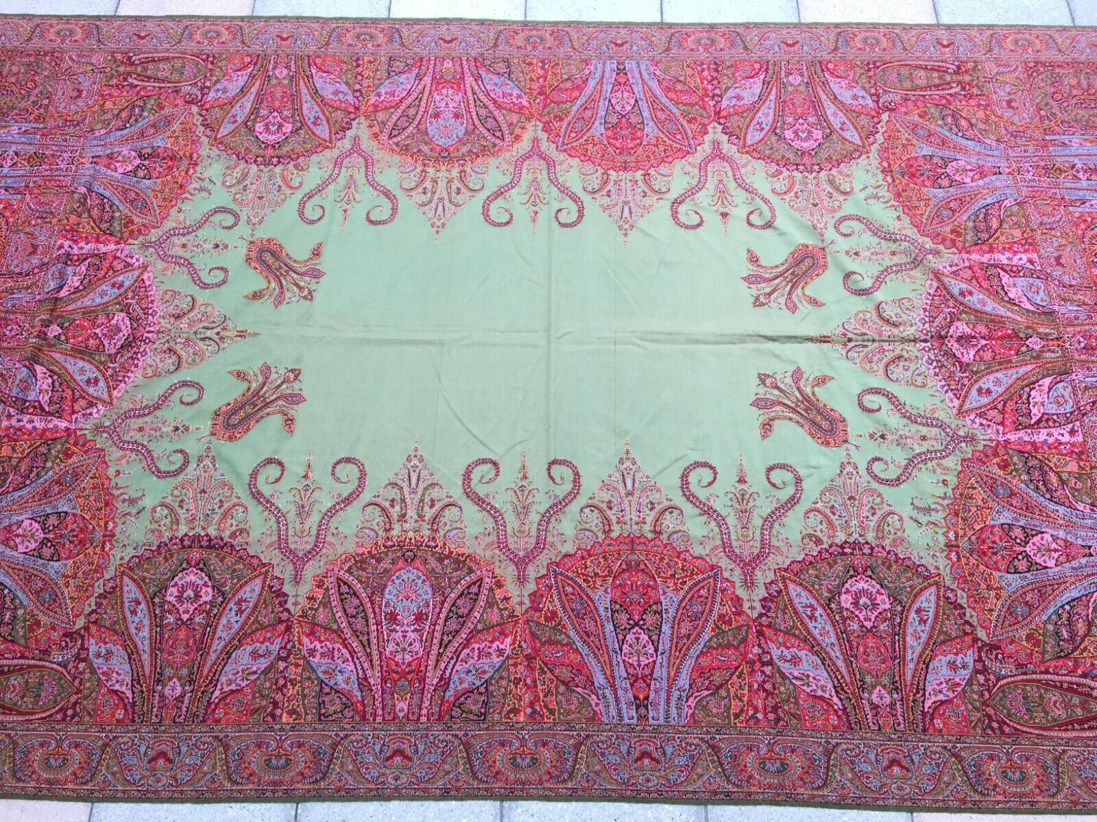 Quality Wool Kashmir Material Enhancing Durability and Comfort on Antique Shawl - 1870s