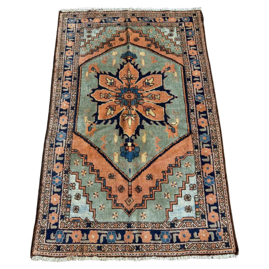 Antique Turkish Anatolian rug with central medallion

