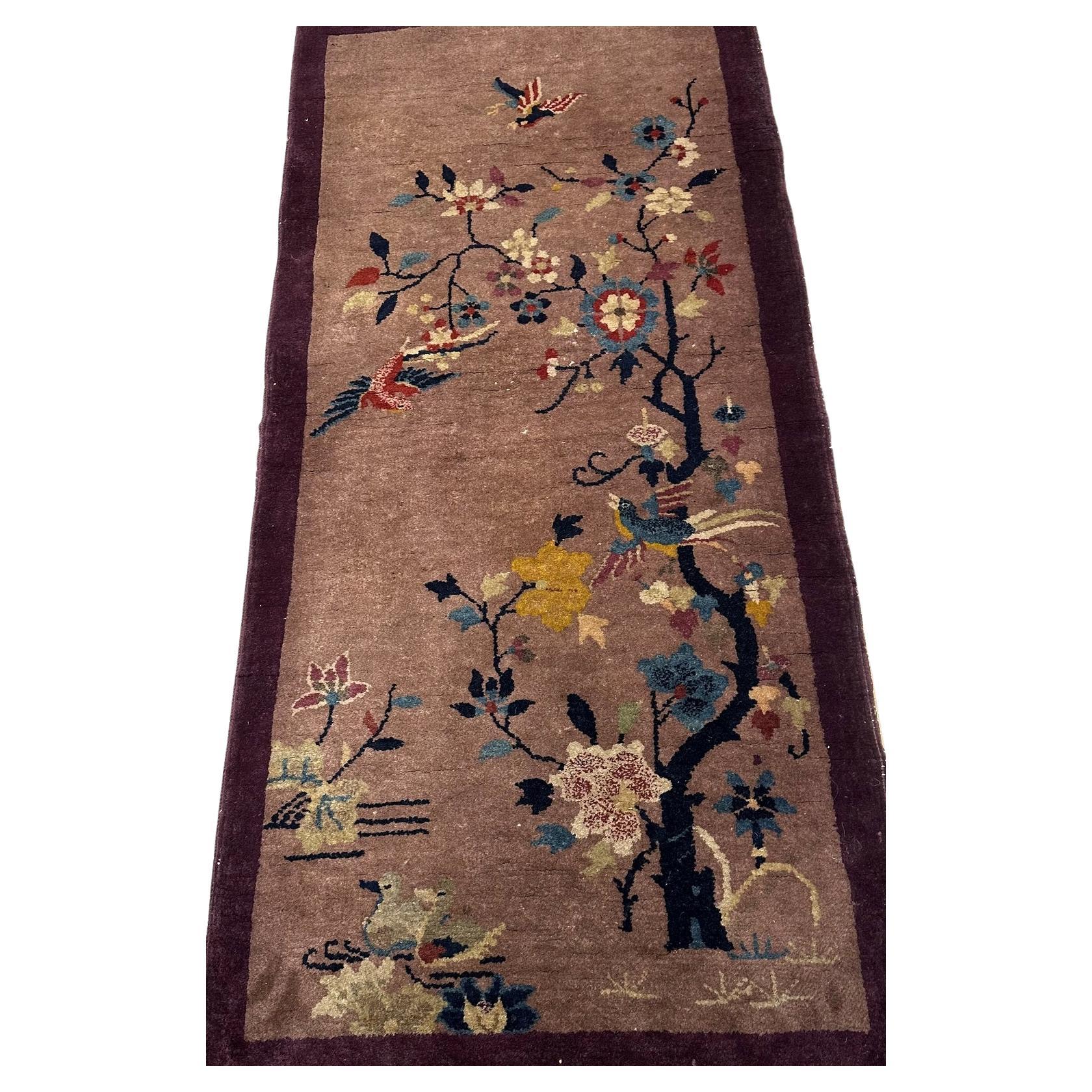 Handmade antique Art Deco Chinese rug from the 1920s
