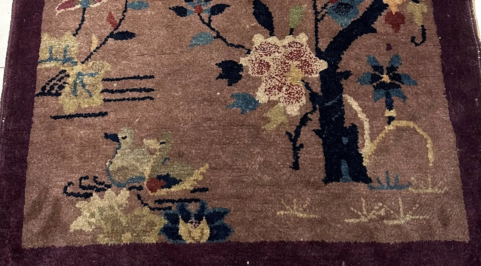 Soft wool Art Deco rug from early 20th-century China
