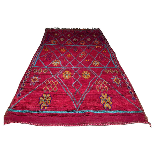 Antique Moroccan Berber rug with geometric diamond lattice

