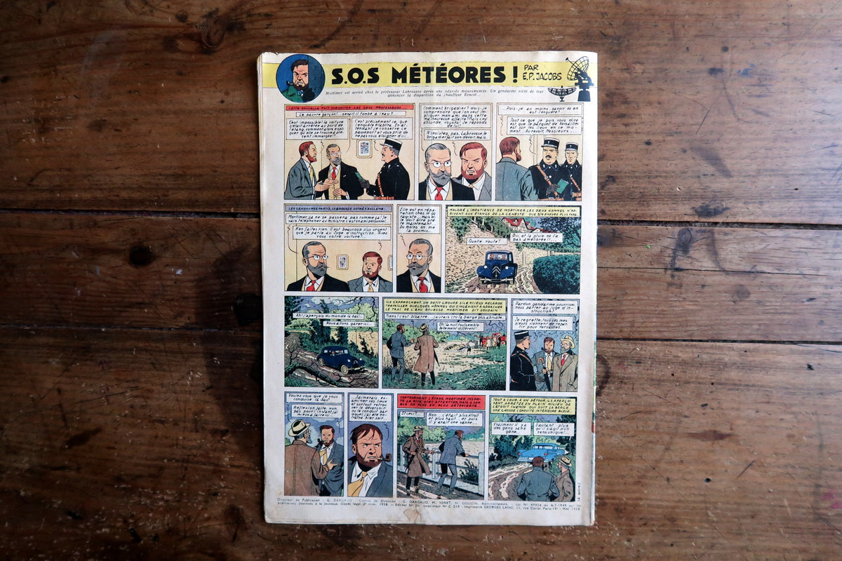 Vintage Tintin magazine No. 498 showcasing classic Franco-Belgian comic artistry and storytelling