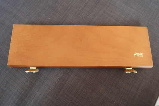 Closed box of vintage Conte Paris multicolored chalks

