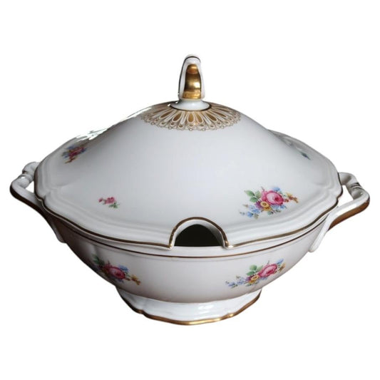 Rosenthal Bavaria Chippendale porcelain tureen with floral decoration, gold detailing and domed lid