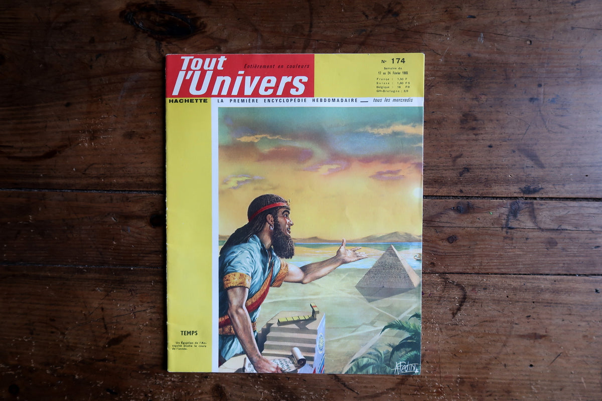 Full front cover of Tout l’Univers N°174 with Egyptian figure and pyramid.