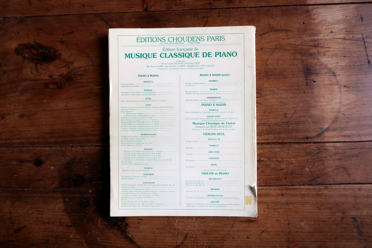 White Mozart Sonates cover with teal decorative border and Marguerite Long revision credit.