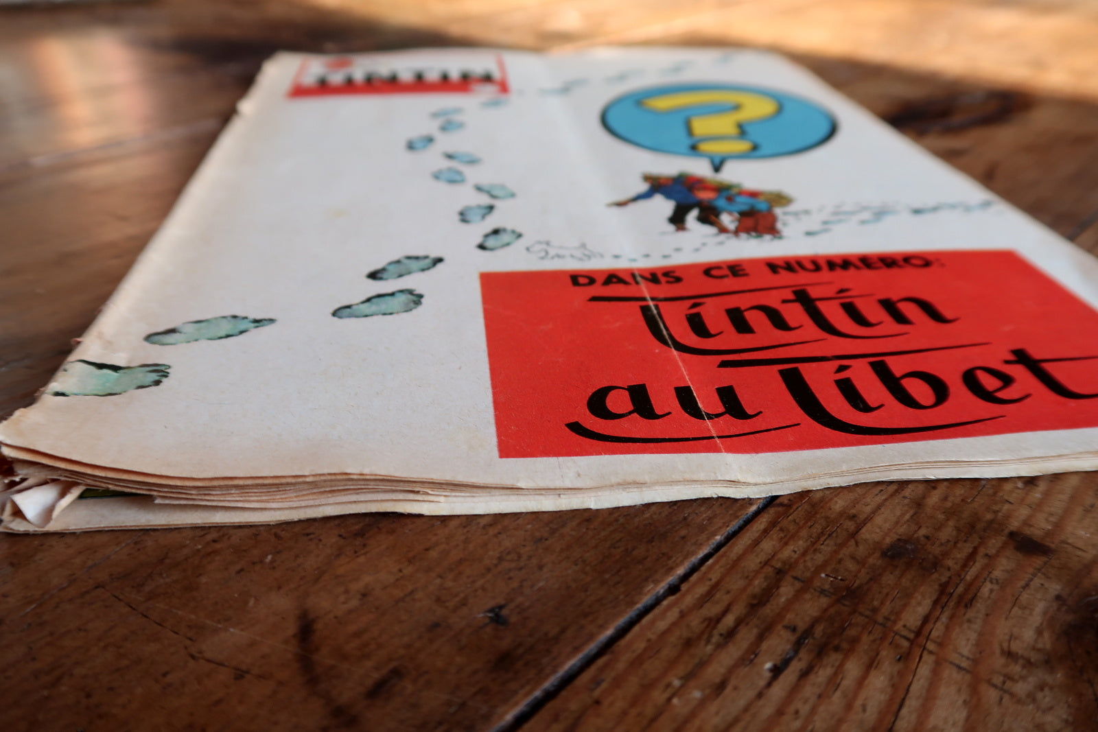 Le Journal de Tintin detail, typography and comic artwork from 1958