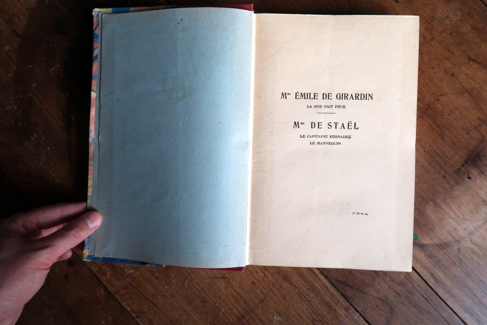 Vintage French literary book La Joie fait peur, classic theatre play edition