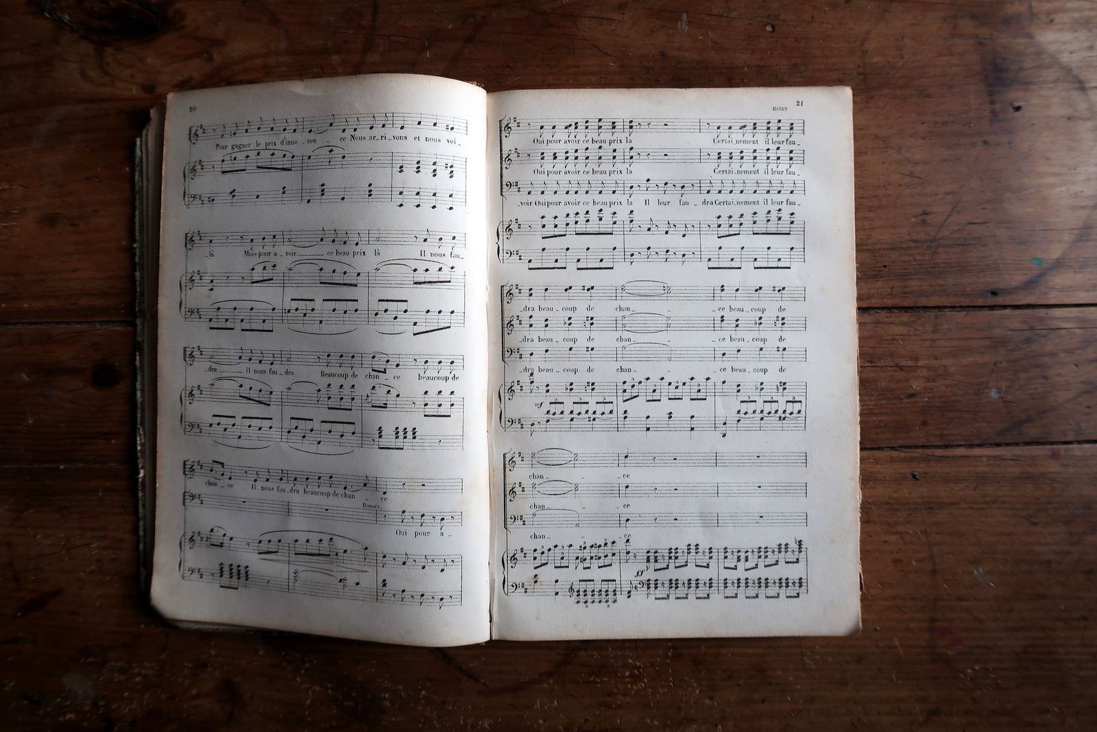 Vintage French opera book, Lecocq composition with classical notation