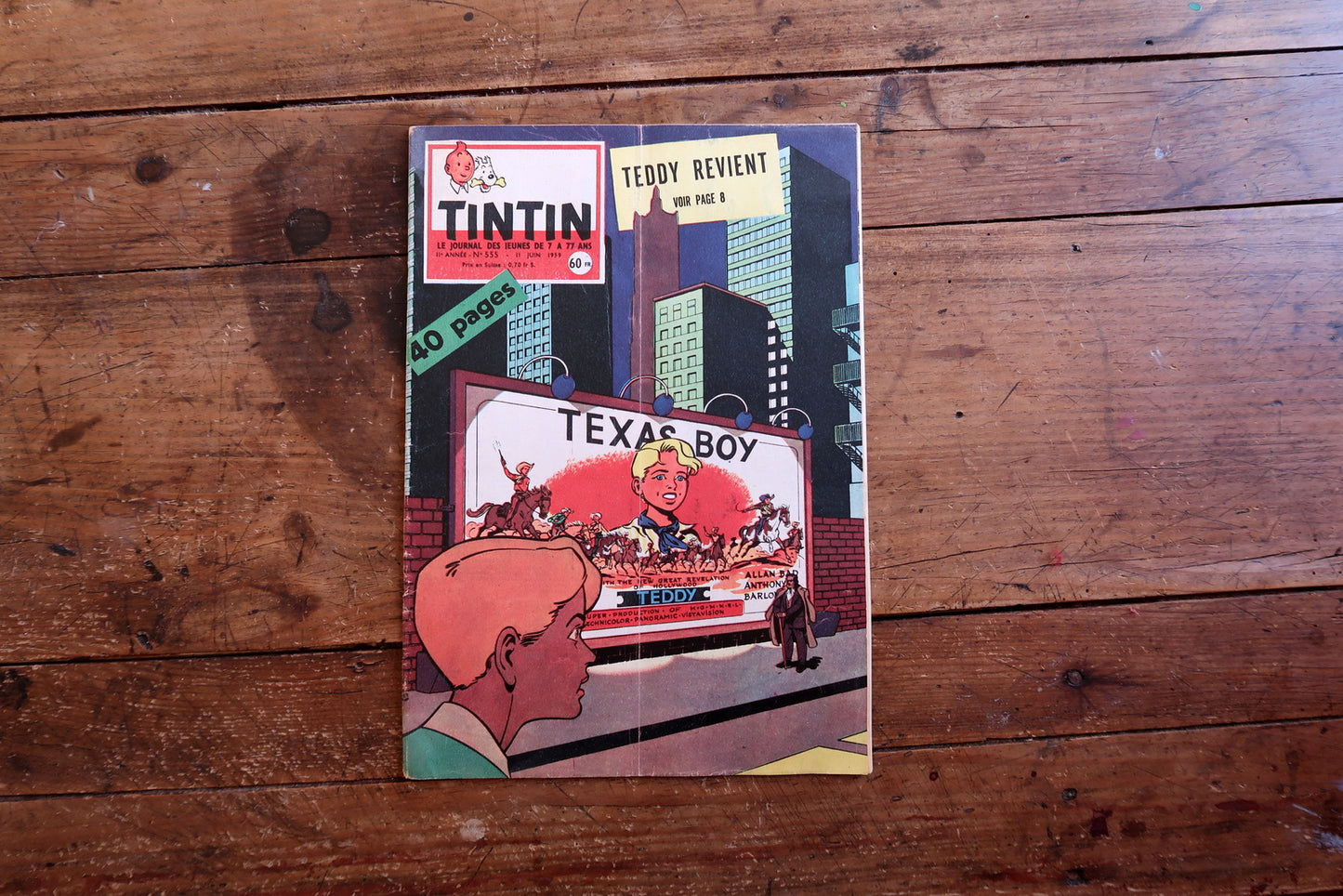 Vintage French comic magazine Tintin No. 555 June 1959, 38 pages including episodes of Tintin au Tibet, adventure series, and period advertisements, 8.3 x 11.8 inches.

