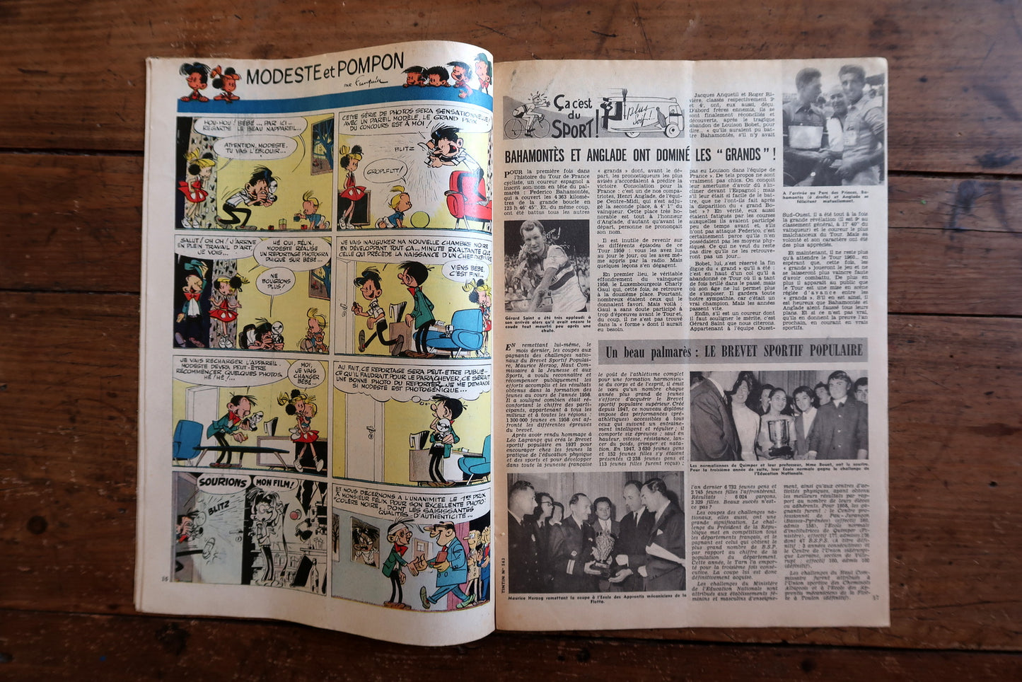 Back cover and spine detail of an August 1959 Tintin comic magazine in good vintage condition with light wear on edges and corners.

