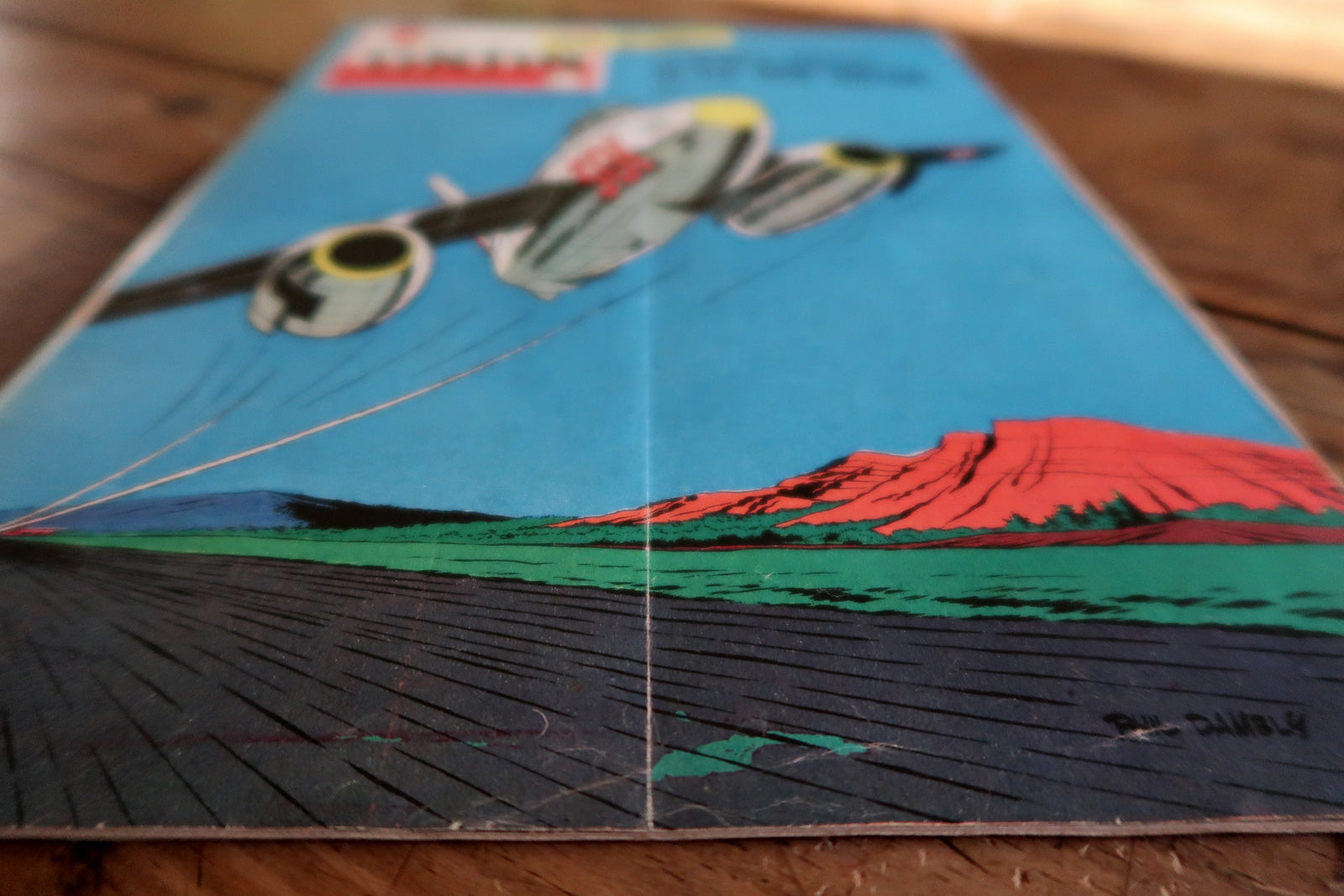Nostalgic Tintin magazine issue from February 1959 with 40 pages, structurally complete, suitable for collectors of Hergé, Tintin, or vintage aviation-themed comics.

