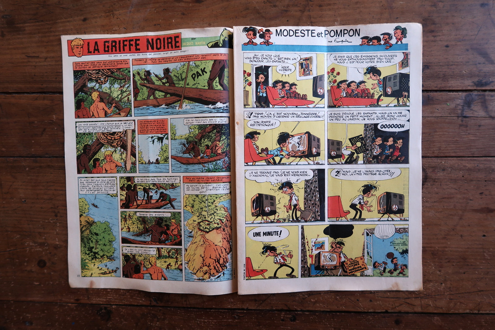Collectible 1958 Journal de Tintin featuring a warm back-to-school cover by Alin, interior content including a full-page color S.O.S. Météores by E.P. Jacobs (Blake & Mortimer) on the back cover, and Modeste et Pompon by Franquin.

